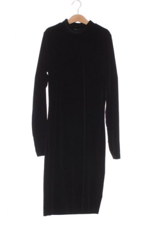 Ruha F&F, Méret XS, Szín Fekete, Ár 6 138 Ft