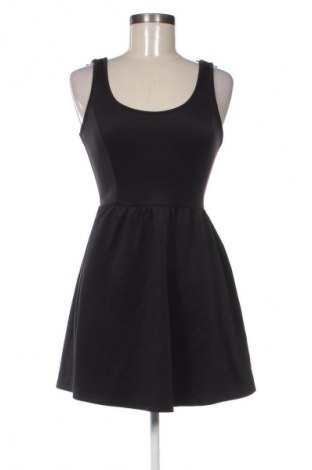 Šaty  Forever 21, Velikost M, Barva Černá, Cena  352,00 Kč
