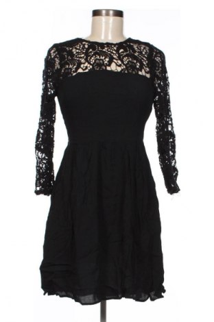 Šaty  Gina Tricot, Velikost S, Barva Černá, Cena  439,00 Kč