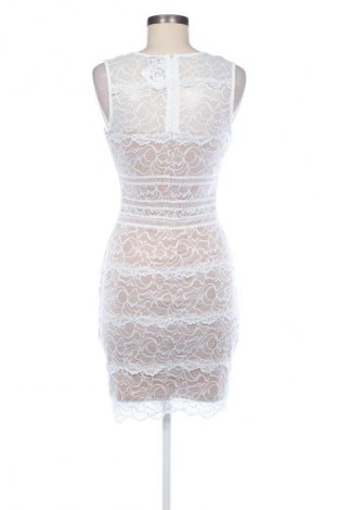 Rochie Guess, Mărime S, Culoare Alb, Preț 242,86 Lei