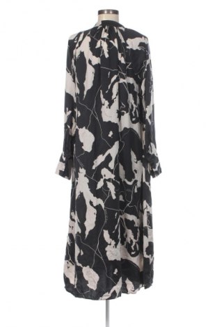 Rochie H&M, Mărime S, Culoare Multicolor, Preț 94,99 Lei