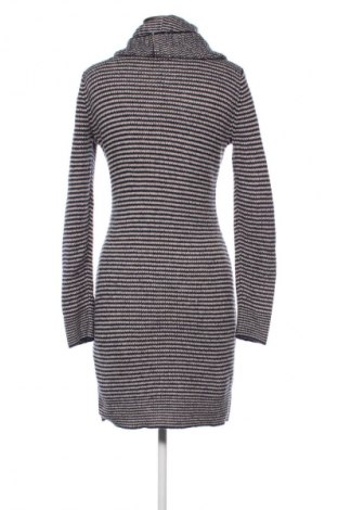 Rochie H&M, Mărime M, Culoare Multicolor, Preț 78,79 Lei