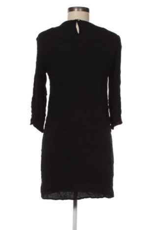 Šaty  H&M, Veľkosť M, Farba Čierna, Cena  16,95 €