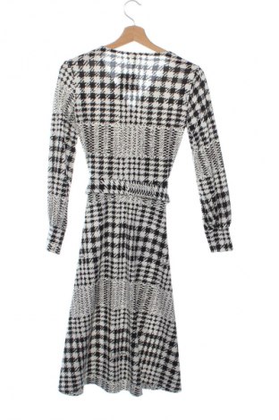 Рокля H&M, Размер XS, Цвят Многоцветен, Цена 28,61 лв.