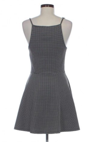 Kleid H&M Divided, Größe M, Farbe Mehrfarbig, Preis € 20,99