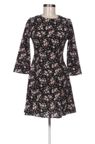 Рокля H&M Divided, Размер S, Цвят Многоцветен, Цена 29,57 лв.
