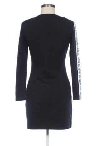 Šaty  H&M Divided, Veľkosť L, Farba Čierna, Cena  15,50 €