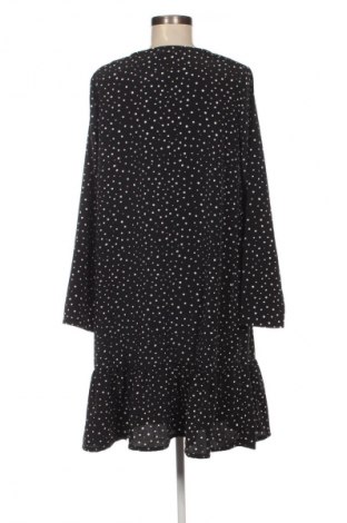 Kleid Janina, Größe M, Farbe Mehrfarbig, Preis 9,99 €