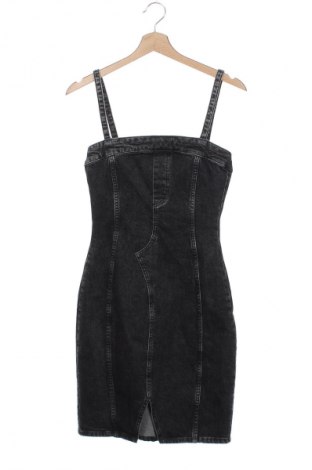 Sukienka Karl Lagerfeld, Rozmiar S, Kolor Czarny, Cena 304,63 zł