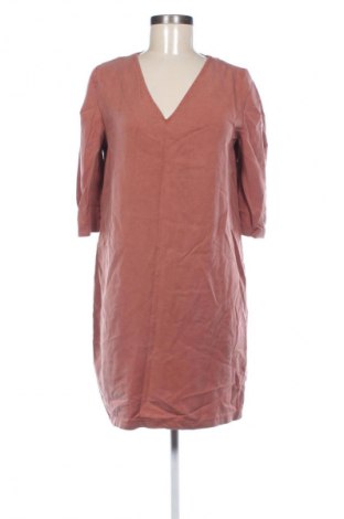 Kleid Karol, Größe M, Farbe Braun, Preis € 14,76