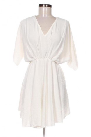 Φόρεμα NEW COLLECTION, Μέγεθος M, Χρώμα Λευκό, Τιμή 30,99 €