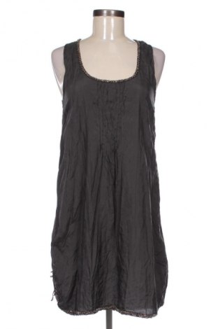 Φόρεμα Nile, Μέγεθος S, Χρώμα Γκρί, Τιμή 68,74 €