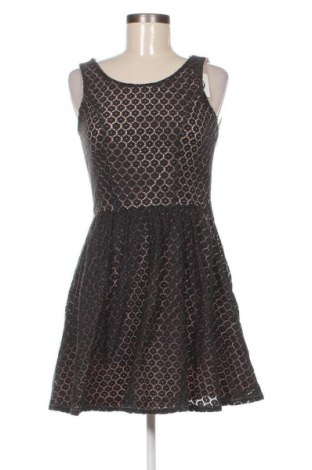 Φόρεμα ONLY, Μέγεθος S, Χρώμα Πολύχρωμο, Τιμή 17,99 €