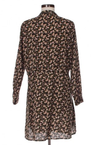 Kleid ONLY, Größe M, Farbe Mehrfarbig, Preis 18,99 €