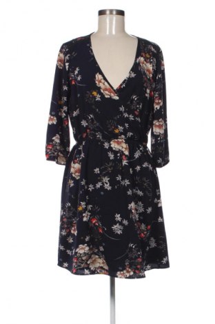 Kleid ONLY, Größe M, Farbe Mehrfarbig, Preis € 18,99