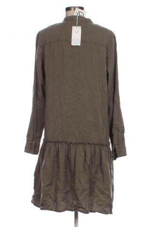 Kleid Oviesse, Größe M, Farbe Grün, Preis 53,99 €