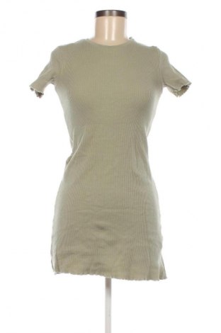 Φόρεμα Pull&Bear, Μέγεθος M, Χρώμα Πράσινο, Τιμή 18,99 €
