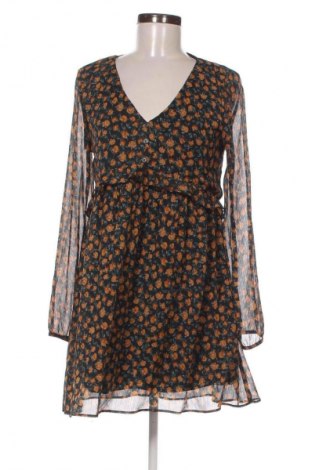 Kleid Pull&Bear, Größe M, Farbe Mehrfarbig, Preis 9,99 €