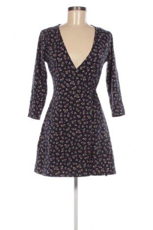 Kleid Pull&Bear, Größe M, Farbe Mehrfarbig, Preis 20,99 €