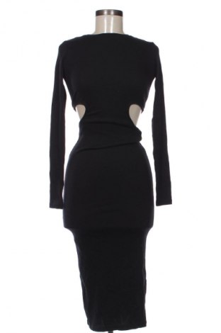 Šaty  Pull&Bear, Velikost S, Barva Černá, Cena  189,00 Kč