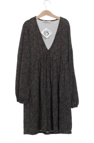Рокля Pull&Bear, Размер XS, Цвят Многоцветен, Цена 29,00 лв.