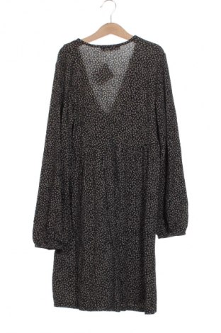 Рокля Pull&Bear, Размер XS, Цвят Многоцветен, Цена 29,00 лв.