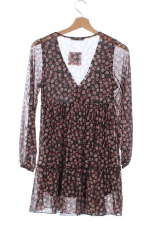 Φόρεμα Pull&Bear, Μέγεθος XS, Χρώμα Πολύχρωμο, Τιμή 15,33 €