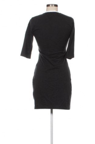 Kleid Reebok, Größe M, Farbe Schwarz, Preis 37,99 €