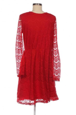 Kleid Reserved, Größe XL, Farbe Rot, Preis 14,64 €