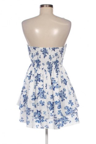 Rochie SHEIN, Mărime M, Culoare Alb, Preț 73,36 Lei