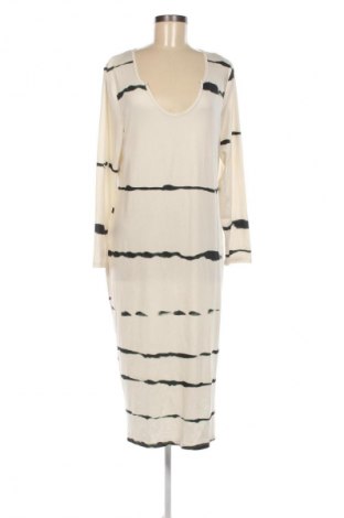 Kleid SHEIN, Größe XL, Farbe Mehrfarbig, Preis 22,82 €
