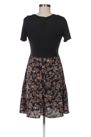 Sukienka SHEIN, Rozmiar M, Kolor Kolorowy, Cena 95,99 zł