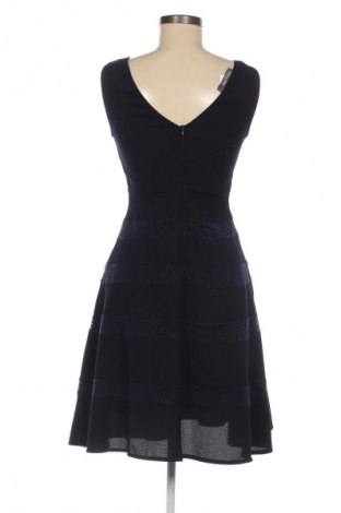 Kleid Sandro Ferrone, Größe M, Farbe Blau, Preis 38,73 €