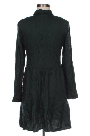 Kleid Stradivarius, Größe M, Farbe Grün, Preis € 33,99