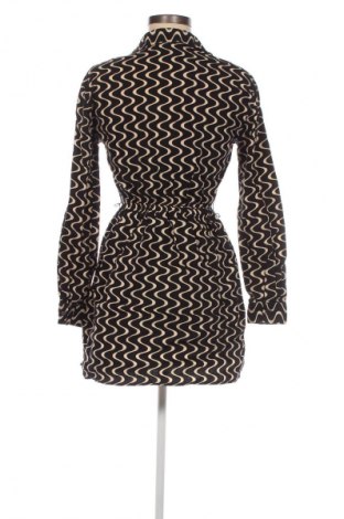 Kleid Stradivarius, Größe S, Farbe Mehrfarbig, Preis 20,99 €