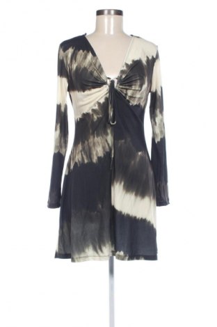 Rochie Stradivarius, Mărime L, Culoare Multicolor, Preț 115,95 Lei