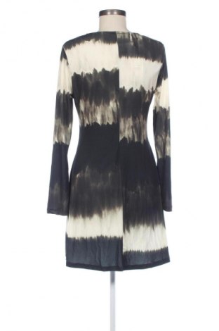 Rochie Stradivarius, Mărime L, Culoare Multicolor, Preț 115,95 Lei