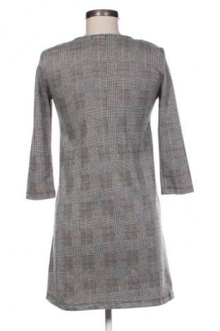 Šaty  Stradivarius, Velikost S, Barva Vícebarevné, Cena  370,00 Kč