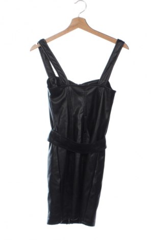 Φόρεμα Stradivarius, Μέγεθος XS, Χρώμα Μαύρο, Τιμή 15,33 €