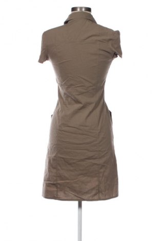 Kleid Tamaris, Größe S, Farbe Grün, Preis 33,99 €