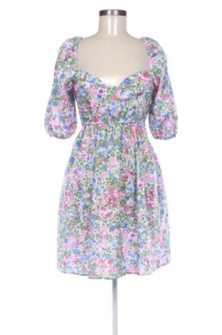 Kleid Trendyol, Größe M, Farbe Mehrfarbig, Preis € 24,39
