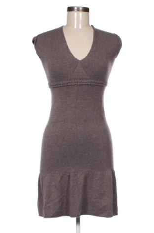 Sukienka Unbranded, Rozmiar M, Kolor Szary, Cena 68,93 zł