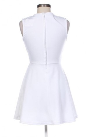 Φόρεμα Unbranded, Μέγεθος S, Χρώμα Λευκό, Τιμή 28,62 €