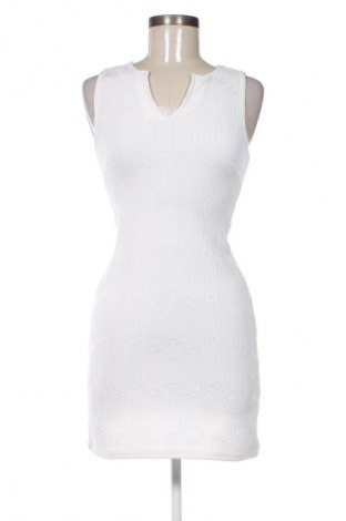 Ruha Unbranded, Méret M, Szín Fehér, Ár 6 108 Ft