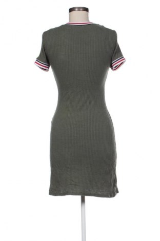 Kleid Unbranded, Größe M, Farbe Grün, Preis € 20,99