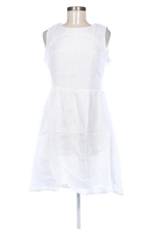 Ruha Unbranded, Méret M, Szín Fehér, Ár 6 056 Ft
