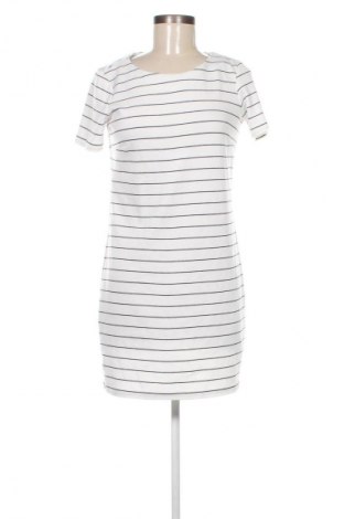Kleid VILA, Größe M, Farbe Mehrfarbig, Preis € 18,99