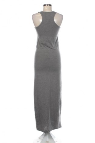 Kleid Vero Moda, Größe M, Farbe Grau, Preis 23,99 €