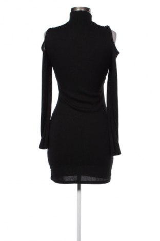 Рокля Vero Moda, Размер S, Цвят Черен, Цена 27,00 лв.