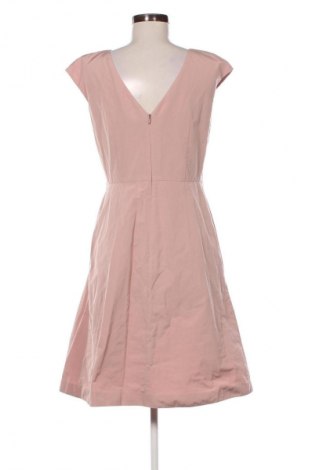 Рокля Weekend Max Mara, Размер M, Цвят Пепел от рози, Цена 151,00 лв.